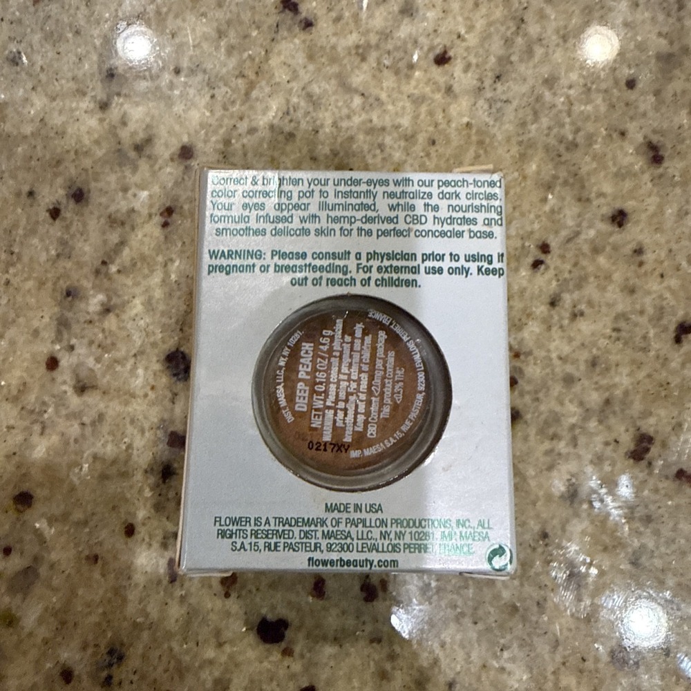 FLOWER Beauty By Drew Barrymore Chill Out Corrector ~ 01 Deep Peach